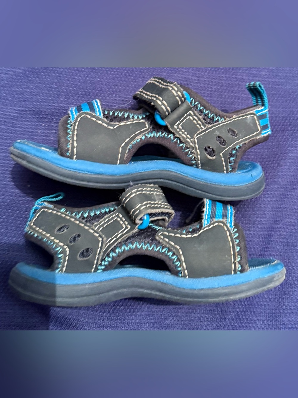 Boys Blue Water Sandals Adjustable Straps Non Marking Soles Size 5 Toddler